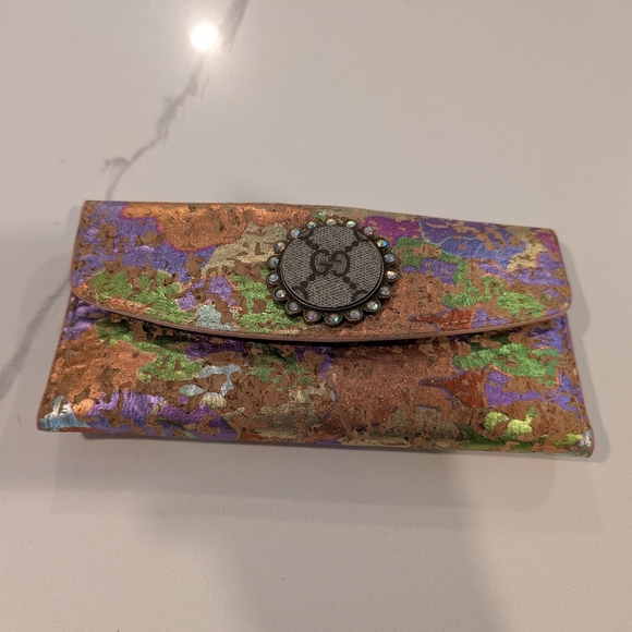 Upcycled Cork Wallet - Picture 1 of 4
